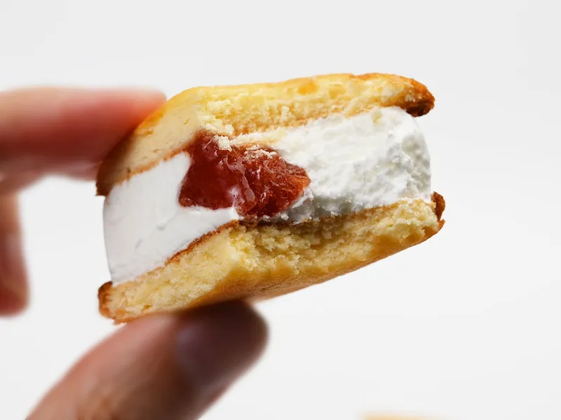 銀座コージーコーナー監修『苺のショートケーキサンド』 5